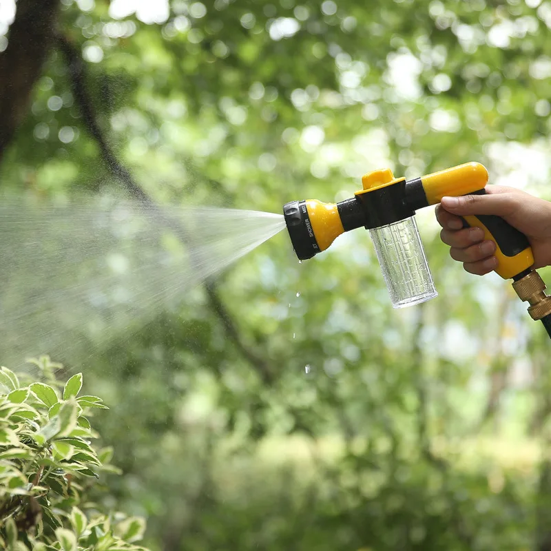 Adjustable Spray Settings Adjustable spray settings on high pressure hose spray nozzle